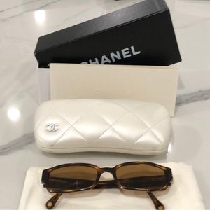 Authentic vintage Chanel tortoise sunglasses
